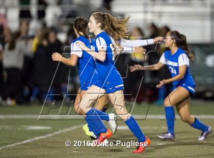 Thumbnail 2 in El Camino Real vs. Taft (CIF LACS D1 Final) photogallery.