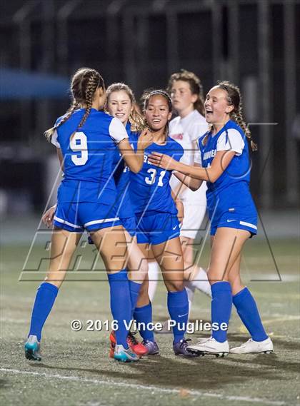 Thumbnail 3 in El Camino Real vs. Taft (CIF LACS D1 Final) photogallery.
