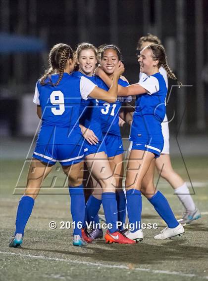 Thumbnail 2 in El Camino Real vs. Taft (CIF LACS D1 Final) photogallery.