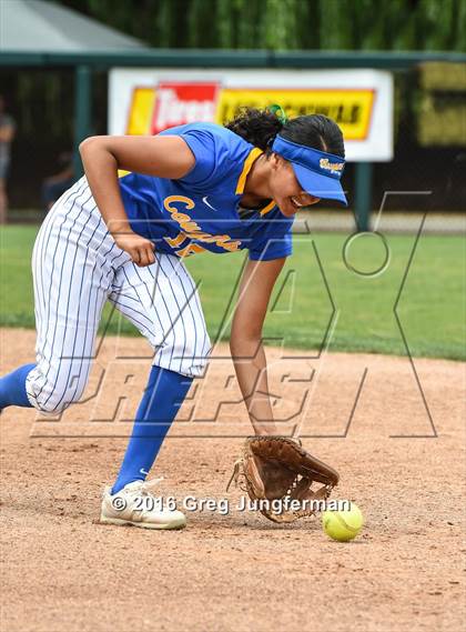 Thumbnail 2 in Newark Memorial vs Alhambra (CIF NorCal D2 Final) photogallery.