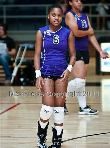 Thumbnail 2 in Crowley vs. Mansfield Summit photogallery.