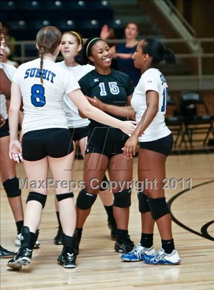 Thumbnail 1 in Crowley vs. Mansfield Summit photogallery.