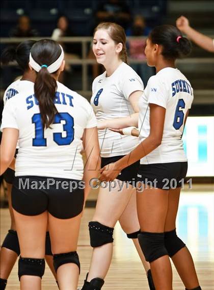 Thumbnail 1 in Crowley vs. Mansfield Summit photogallery.
