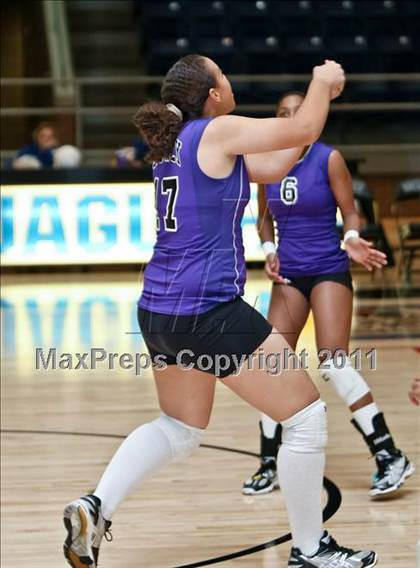 Thumbnail 1 in Crowley vs. Mansfield Summit photogallery.