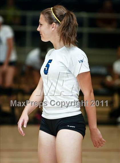 Thumbnail 1 in Crowley vs. Mansfield Summit photogallery.