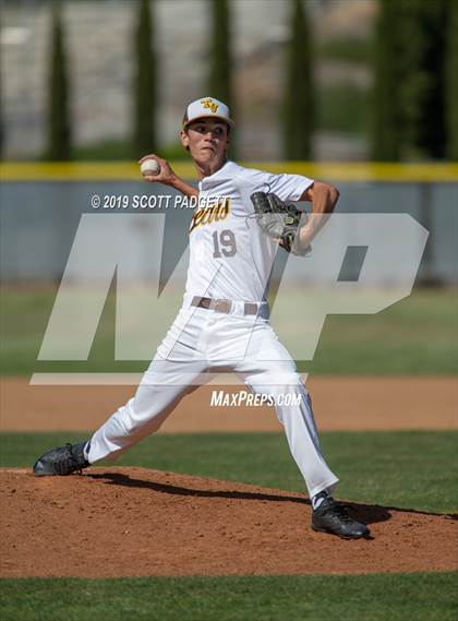 Thumbnail 1 in Temecula Valley vs Milikan (CIF SS D2 Wildcard Playoff) photogallery.