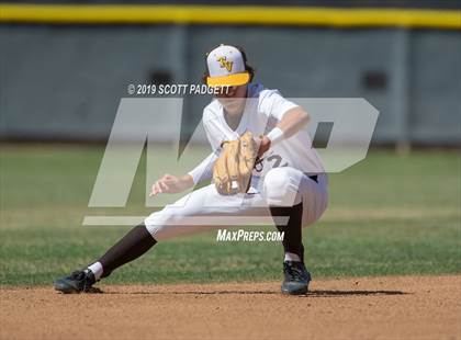 Thumbnail 2 in Temecula Valley vs Milikan (CIF SS D2 Wildcard Playoff) photogallery.