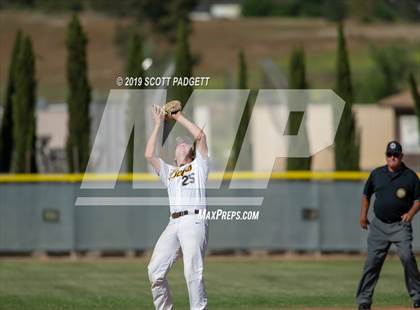 Thumbnail 2 in Temecula Valley vs Milikan (CIF SS D2 Wildcard Playoff) photogallery.