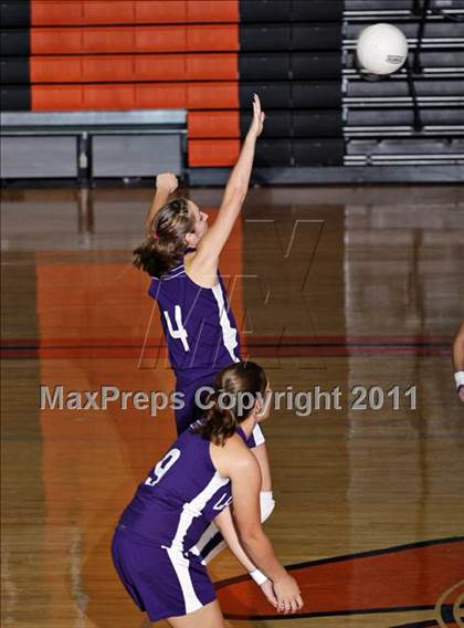 Thumbnail 1 in Gatlinburg-Pittman vs King's Academy photogallery.
