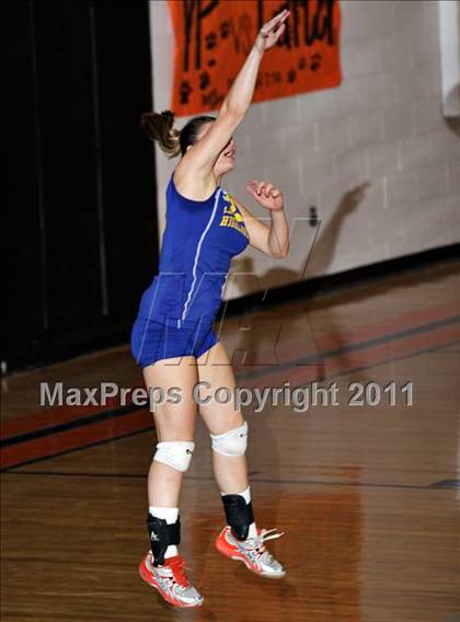 Thumbnail 1 in Gatlinburg-Pittman vs King's Academy photogallery.