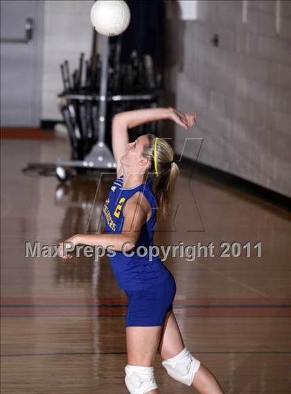 Thumbnail 1 in Gatlinburg-Pittman vs King's Academy photogallery.
