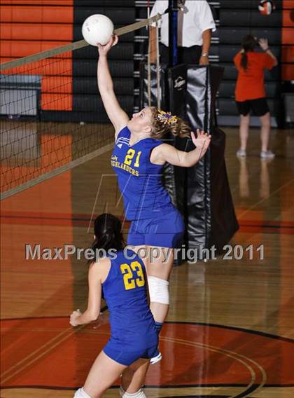 Thumbnail 3 in Gatlinburg-Pittman vs King's Academy photogallery.