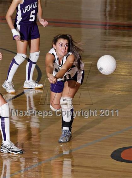 Thumbnail 2 in Gatlinburg-Pittman vs King's Academy photogallery.