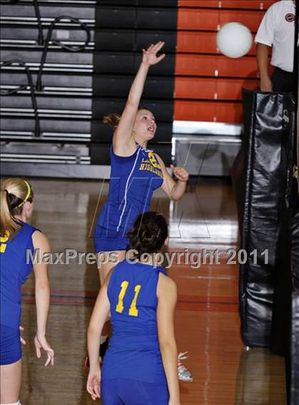 Thumbnail 2 in Gatlinburg-Pittman vs King's Academy photogallery.