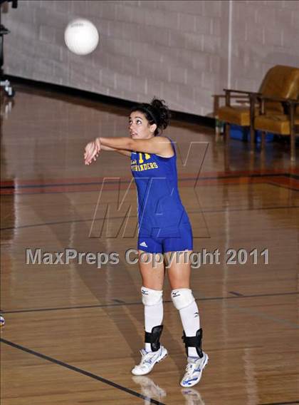 Thumbnail 1 in Gatlinburg-Pittman vs King's Academy photogallery.