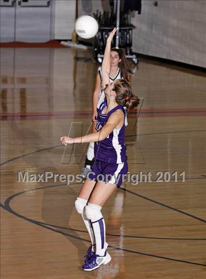 Thumbnail 3 in Gatlinburg-Pittman vs King's Academy photogallery.