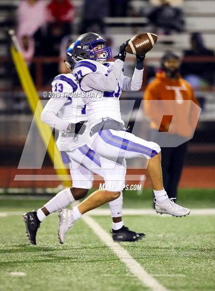 Thumbnail 2 in Weatherford @ Bowie (UIL 6A Bi-District)  photogallery.
