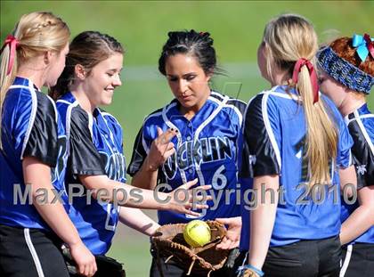 Thumbnail 2 in Woodcreek @ Rocklin photogallery.