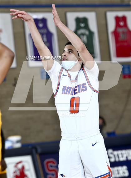 Thumbnail 3 in Cardinal Hayes vs St. Raymond (CHSAA Spring Tournament) photogallery.