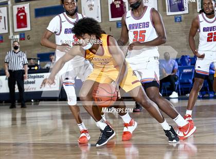 Thumbnail 1 in Cardinal Hayes vs St. Raymond (CHSAA Spring Tournament) photogallery.