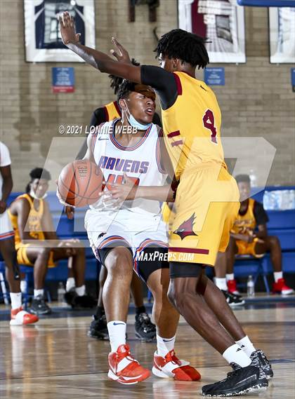 Thumbnail 1 in Cardinal Hayes vs St. Raymond (CHSAA Spring Tournament) photogallery.
