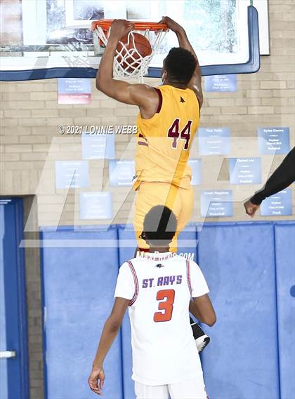 Thumbnail 2 in Cardinal Hayes vs St. Raymond (CHSAA Spring Tournament) photogallery.