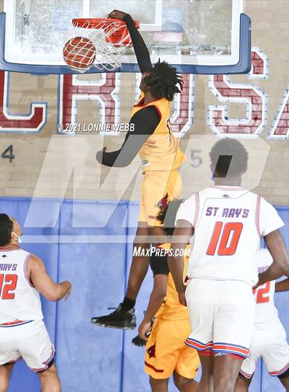 Thumbnail 1 in Cardinal Hayes vs St. Raymond (CHSAA Spring Tournament) photogallery.