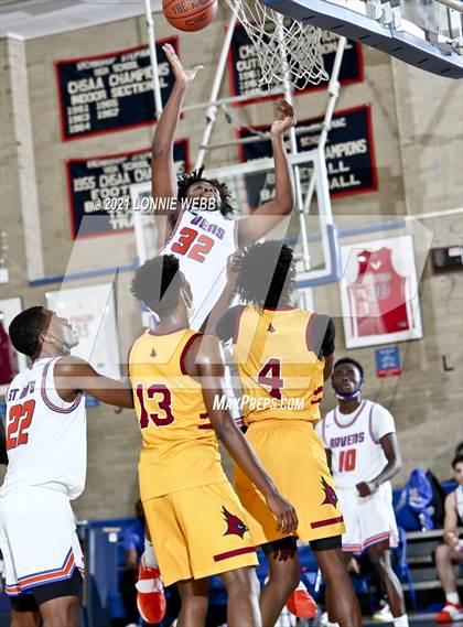 Thumbnail 1 in Cardinal Hayes vs St. Raymond (CHSAA Spring Tournament) photogallery.