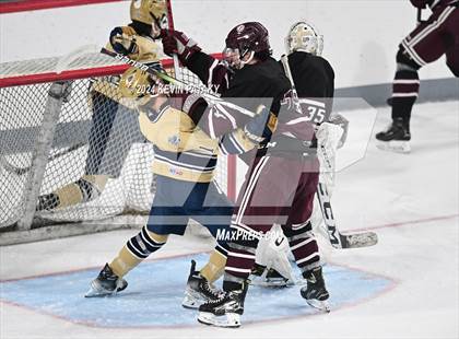 Thumbnail 2 in North Haven @ Notre Dame Catholic photogallery.