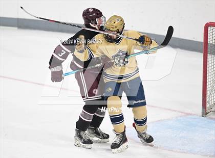 Thumbnail 1 in North Haven @ Notre Dame Catholic photogallery.