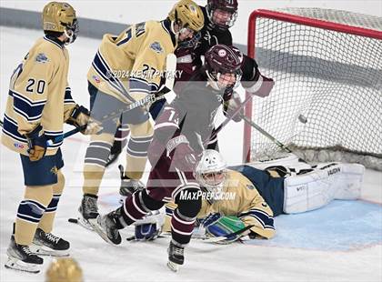 Thumbnail 2 in North Haven @ Notre Dame Catholic photogallery.