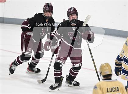 Thumbnail 1 in North Haven @ Notre Dame Catholic photogallery.