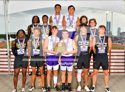 Thumbnail 2 in UIL 2A State Championship (Awards) photogallery.