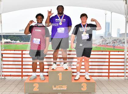 Thumbnail 3 in UIL 2A State Championship (Awards) photogallery.