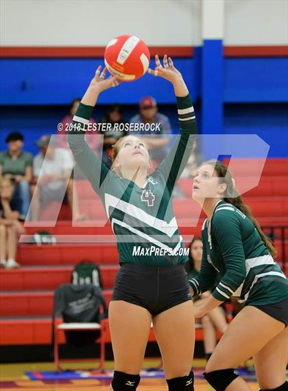 Thumbnail 3 in Luling @ Nixon-Smiley photogallery.