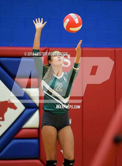 Thumbnail 1 in Luling @ Nixon-Smiley photogallery.