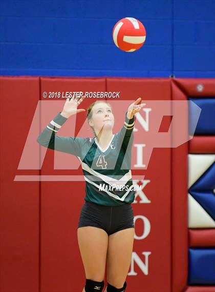 Thumbnail 3 in Luling @ Nixon-Smiley photogallery.