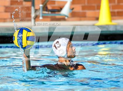 Thumbnail 2 in Crespi @ Loyola photogallery.