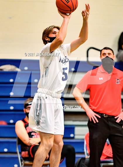 Thumbnail 1 in Dysart @ Higley photogallery.