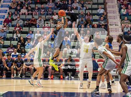Thumbnail 1 in Smithtown Christian vs North Warren (NYSPHSAA Class D Semifinal) photogallery.