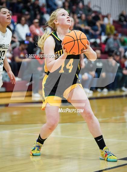 Thumbnail 3 in Wells vs. Eureka (NIAA 1A East Girls Championship) photogallery.
