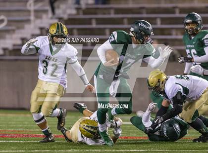 Thumbnail 2 in Longwood vs. William Floyd Section XI Division I Finals photogallery.