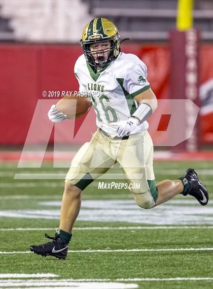 Thumbnail 2 in Longwood vs. William Floyd Section XI Division I Finals photogallery.
