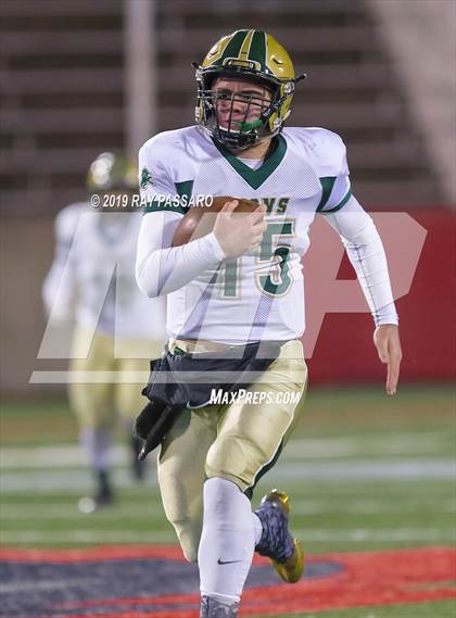 Thumbnail 3 in Longwood vs. William Floyd Section XI Division I Finals photogallery.