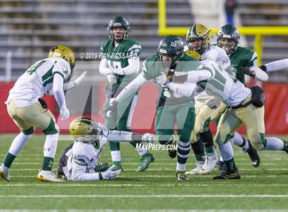 Thumbnail 1 in Longwood vs. William Floyd Section XI Division I Finals photogallery.
