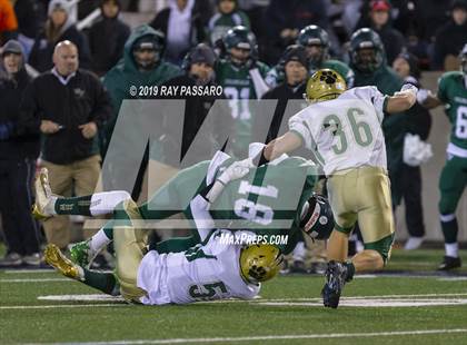 Thumbnail 3 in Longwood vs. William Floyd Section XI Division I Finals photogallery.