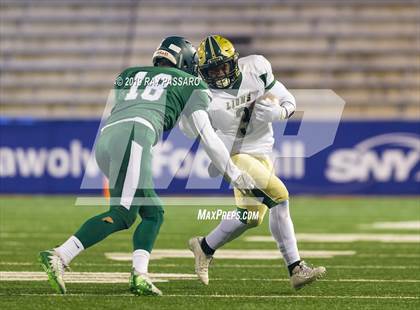 Thumbnail 2 in Longwood vs. William Floyd Section XI Division I Finals photogallery.