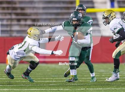Thumbnail 3 in Longwood vs. William Floyd Section XI Division I Finals photogallery.