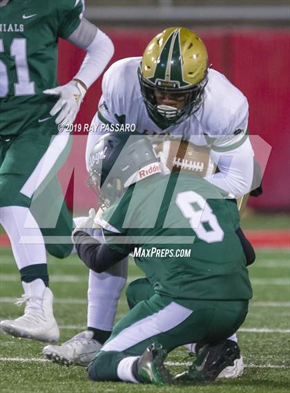 Thumbnail 2 in Longwood vs. William Floyd Section XI Division I Finals photogallery.