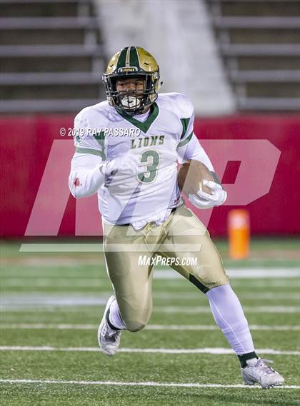 Thumbnail 3 in Longwood vs. William Floyd Section XI Division I Finals photogallery.